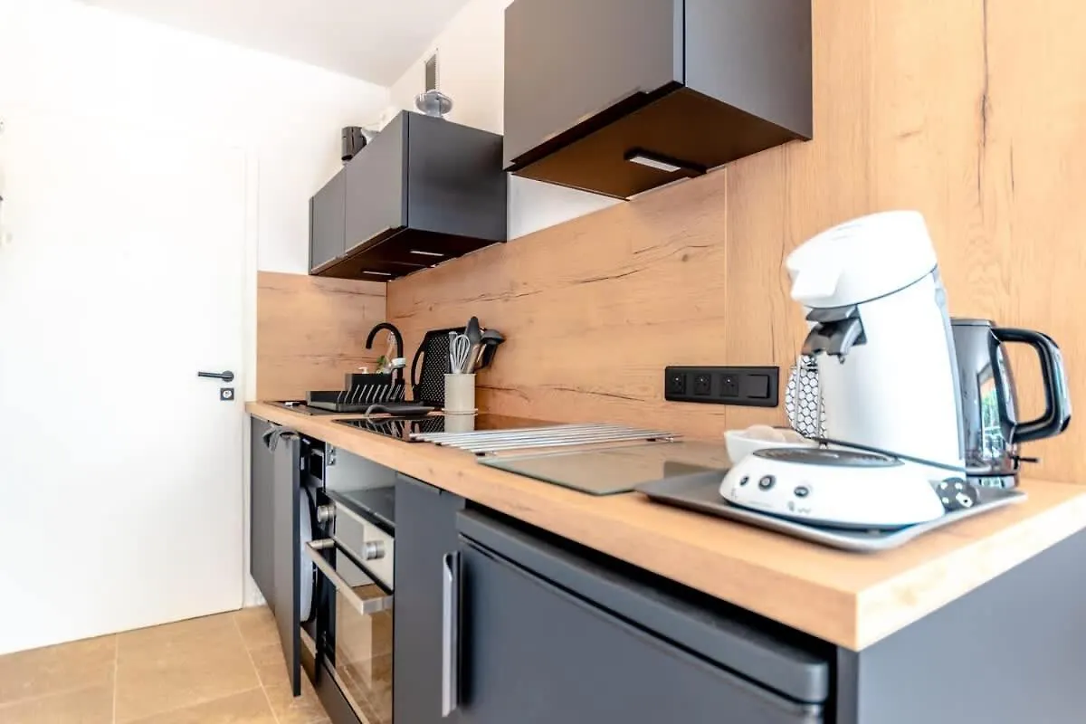Studio Piscine Et Parking Saint-Tropez Apartment